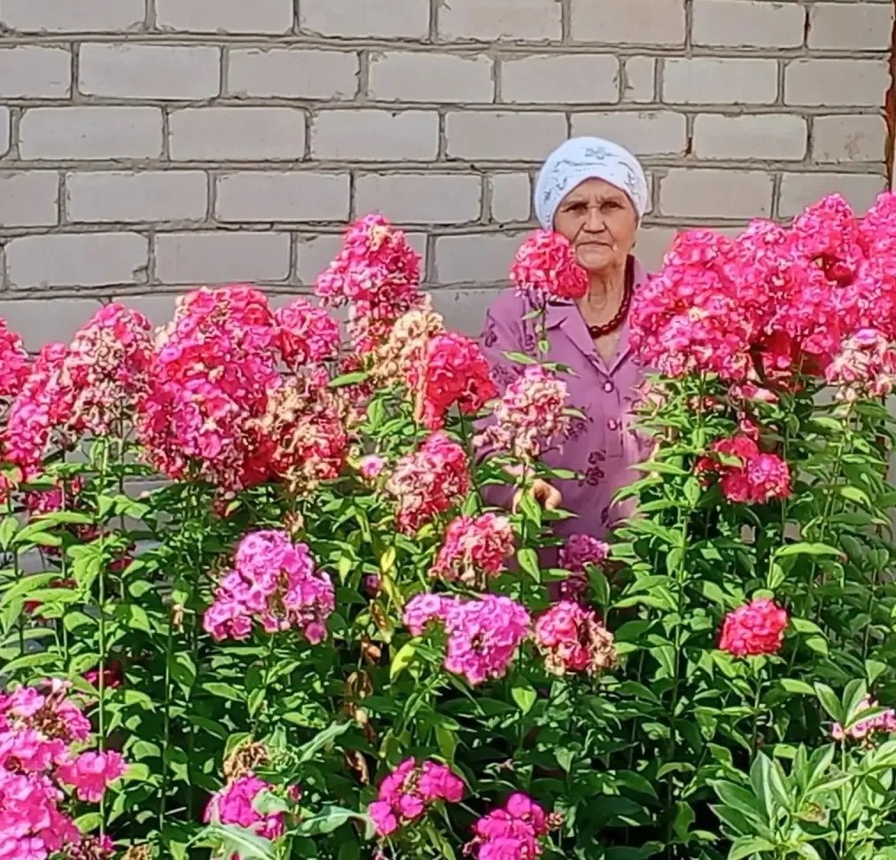  Асия апа Метшина.