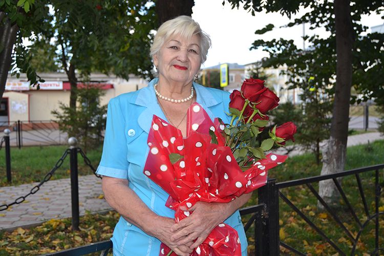 Поздравляем Анну Ивановну Чуйкину с 80-летним юбилеем!