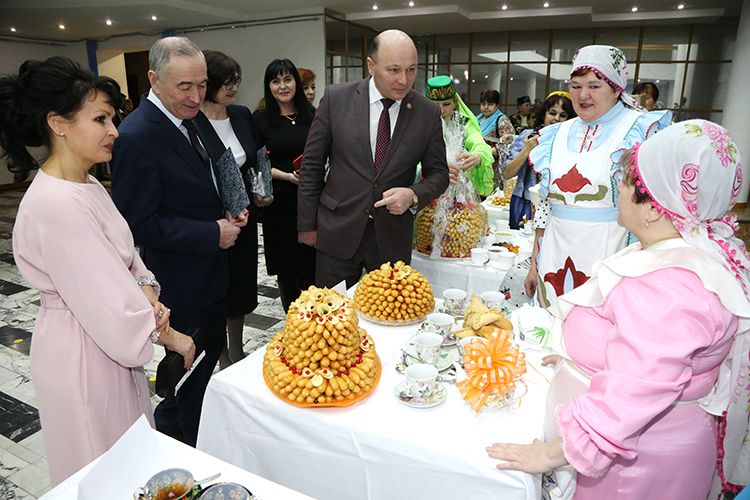 Как бы высоко&nbsp;ни взлетел человек,&nbsp;ногами он стоит на земле