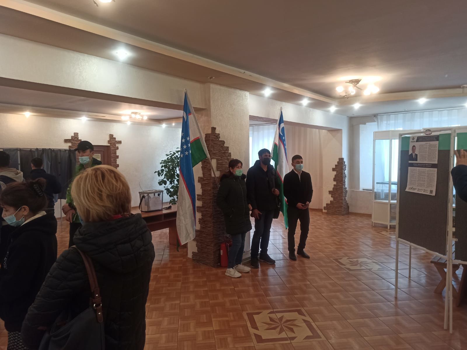 Граждане Узбекистана, проживающие в Тукаевском районе, приняли участие в выборах президента своей республики