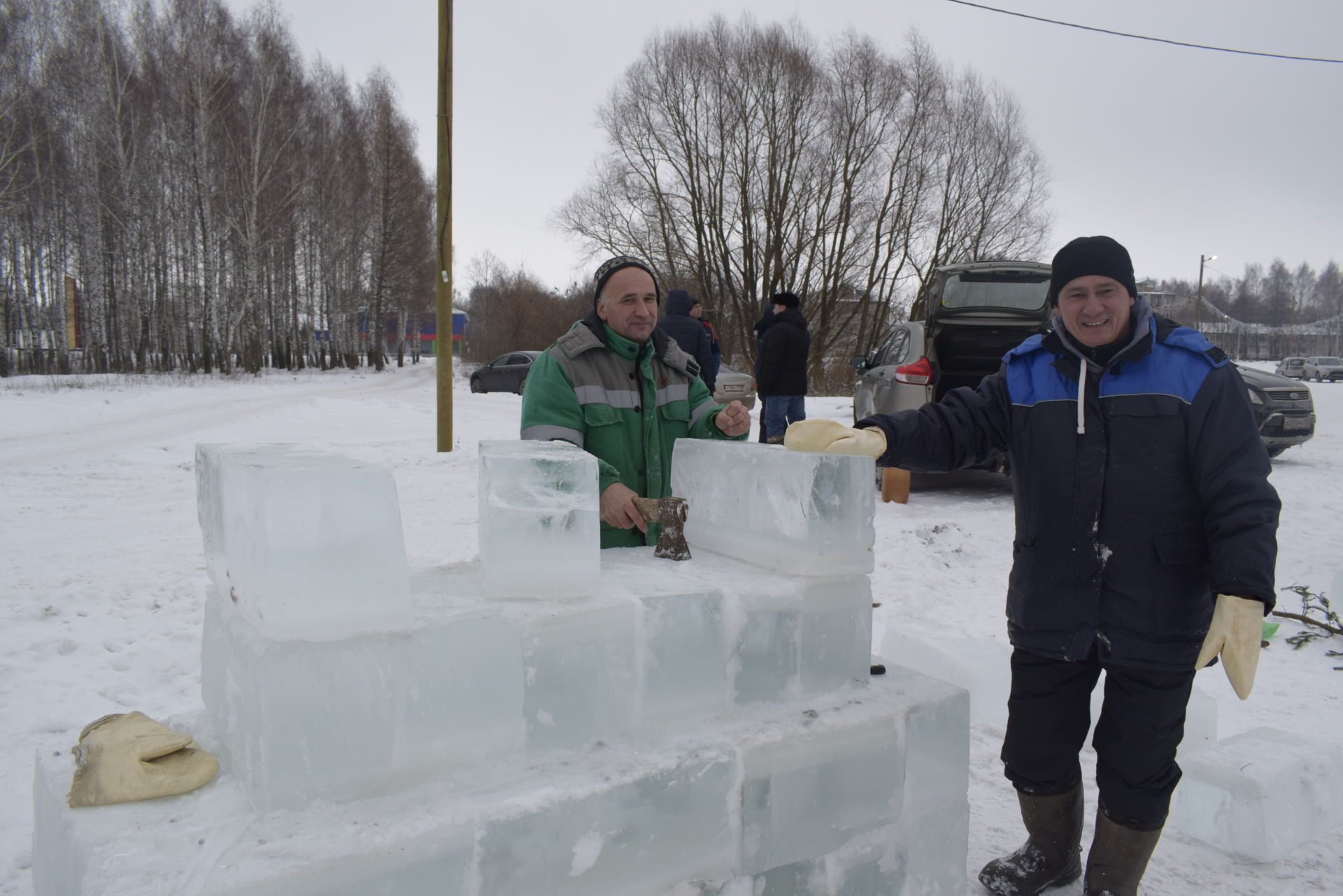 Төп чыршы кунакларны каршыларга әзерләнә