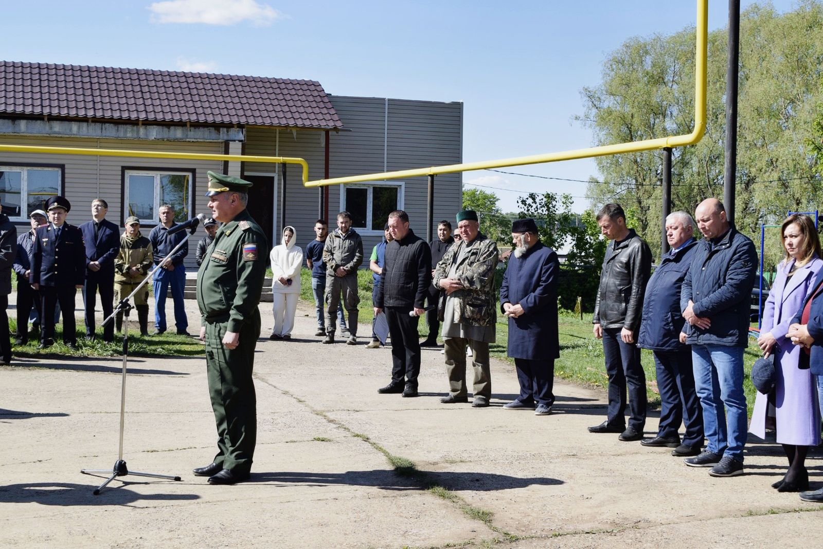 В Калмаше простились с героем