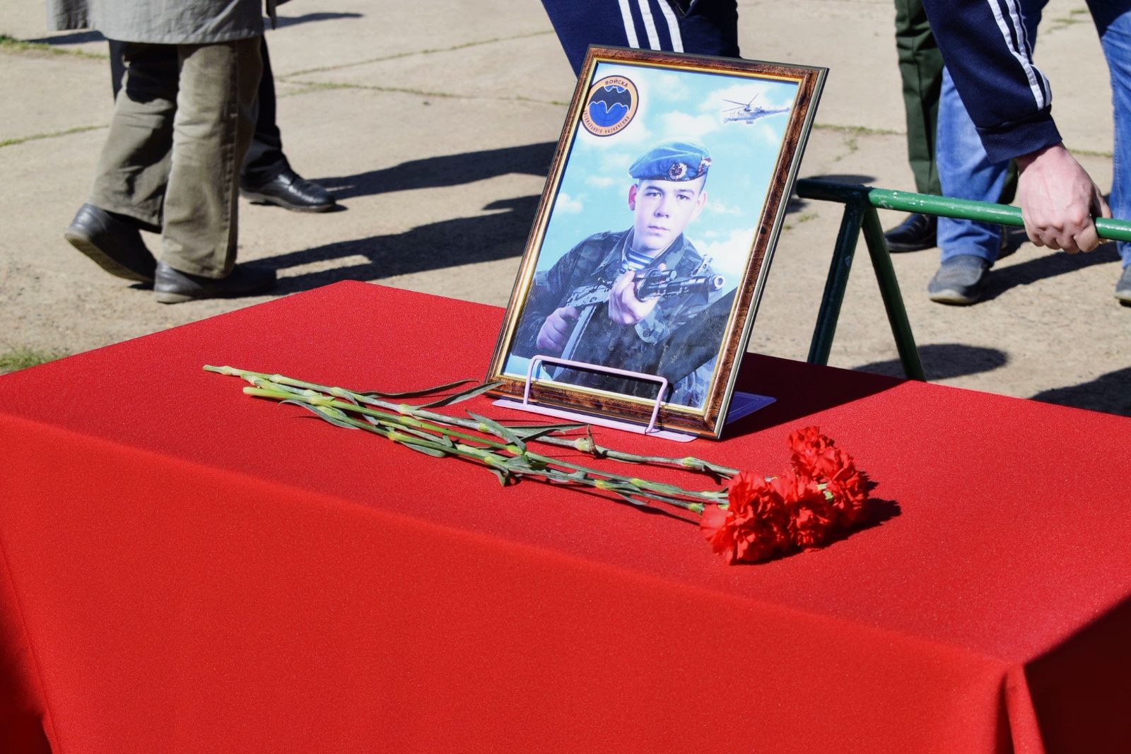 В Калмаше простились с героем