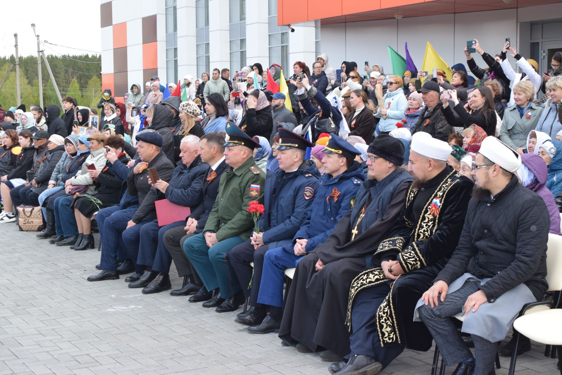 Тукаевский район: Это праздник со слезами на глазах