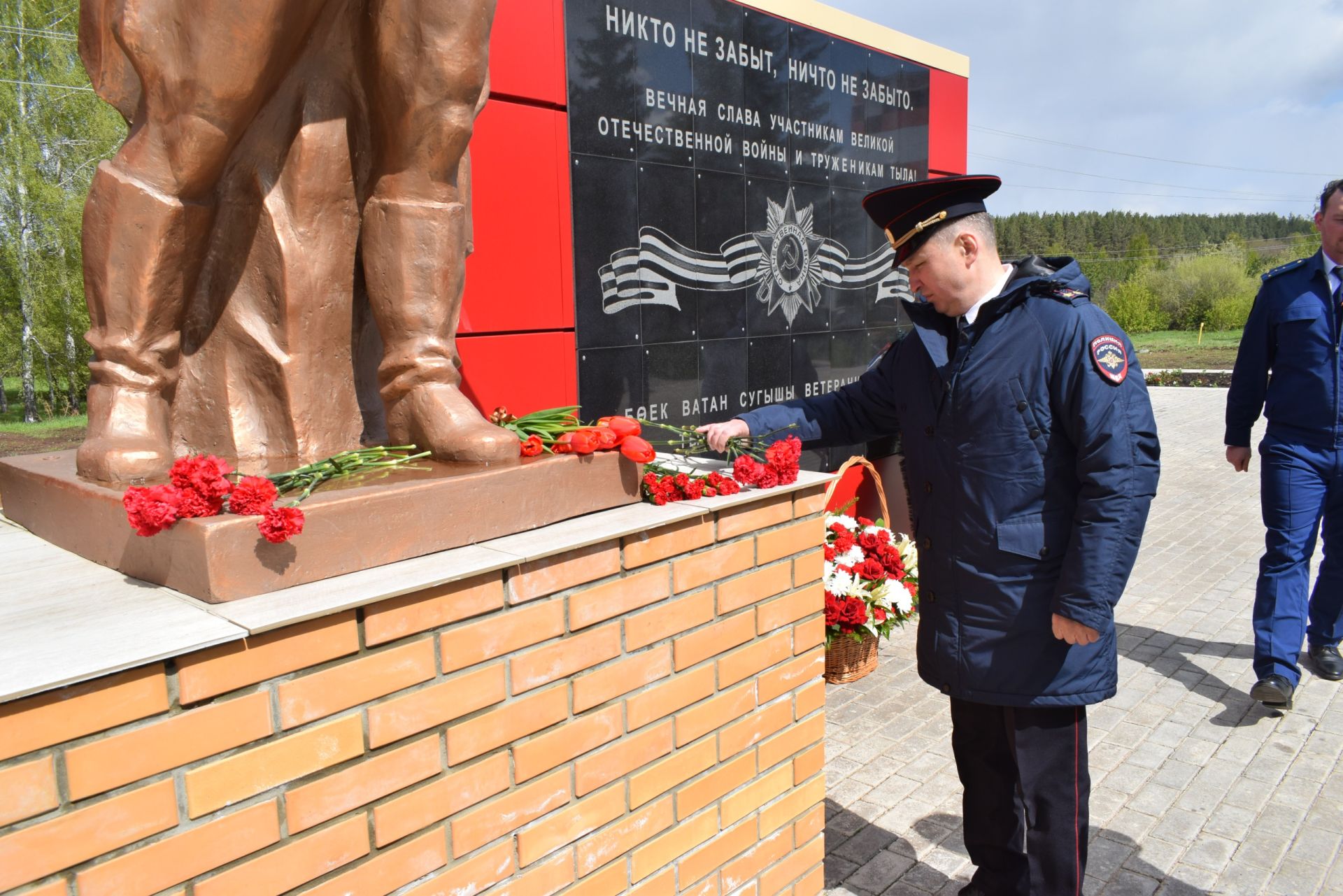 Тукаевский район: Это праздник со слезами на глазах