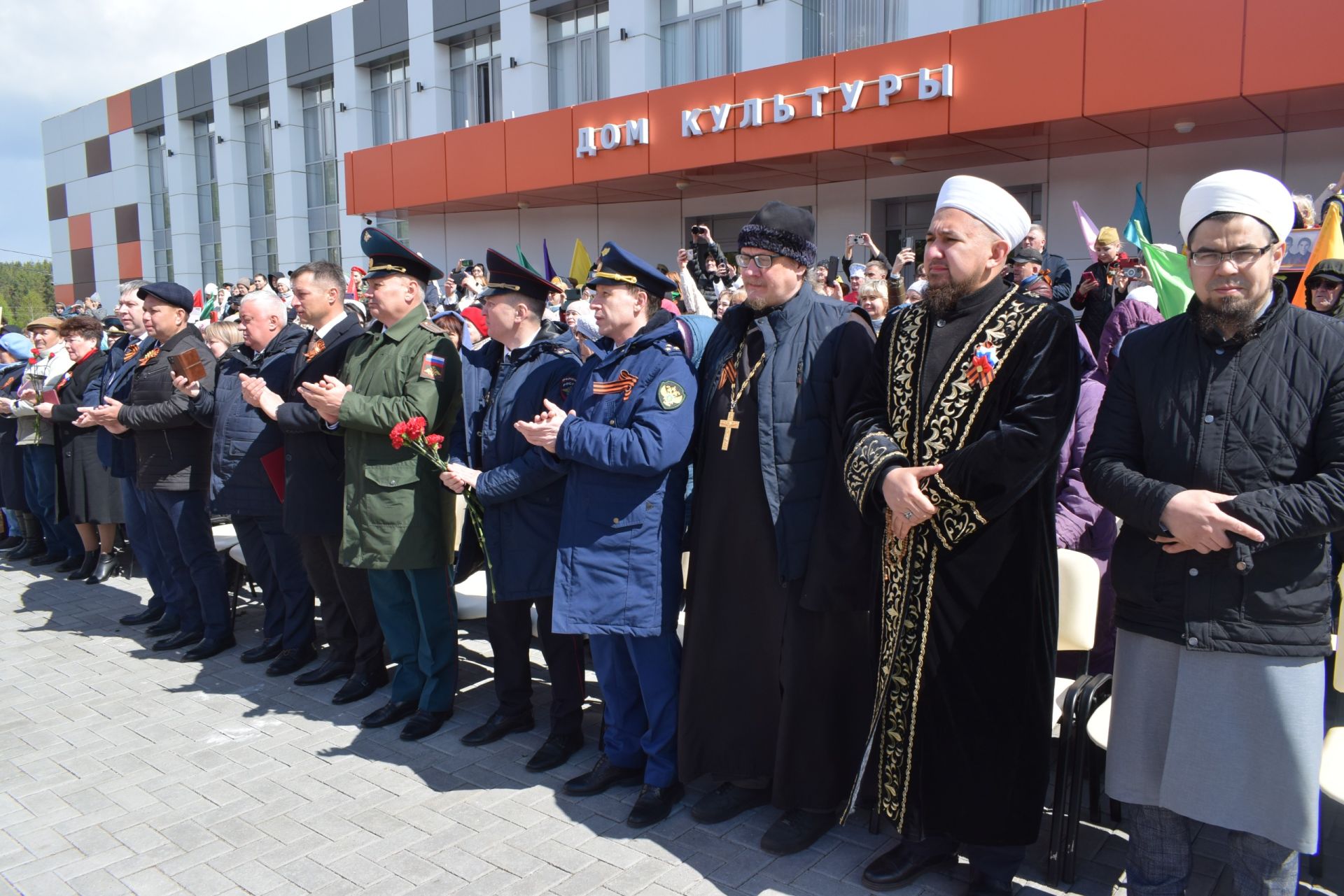 Тукаевский район: Это праздник со слезами на глазах