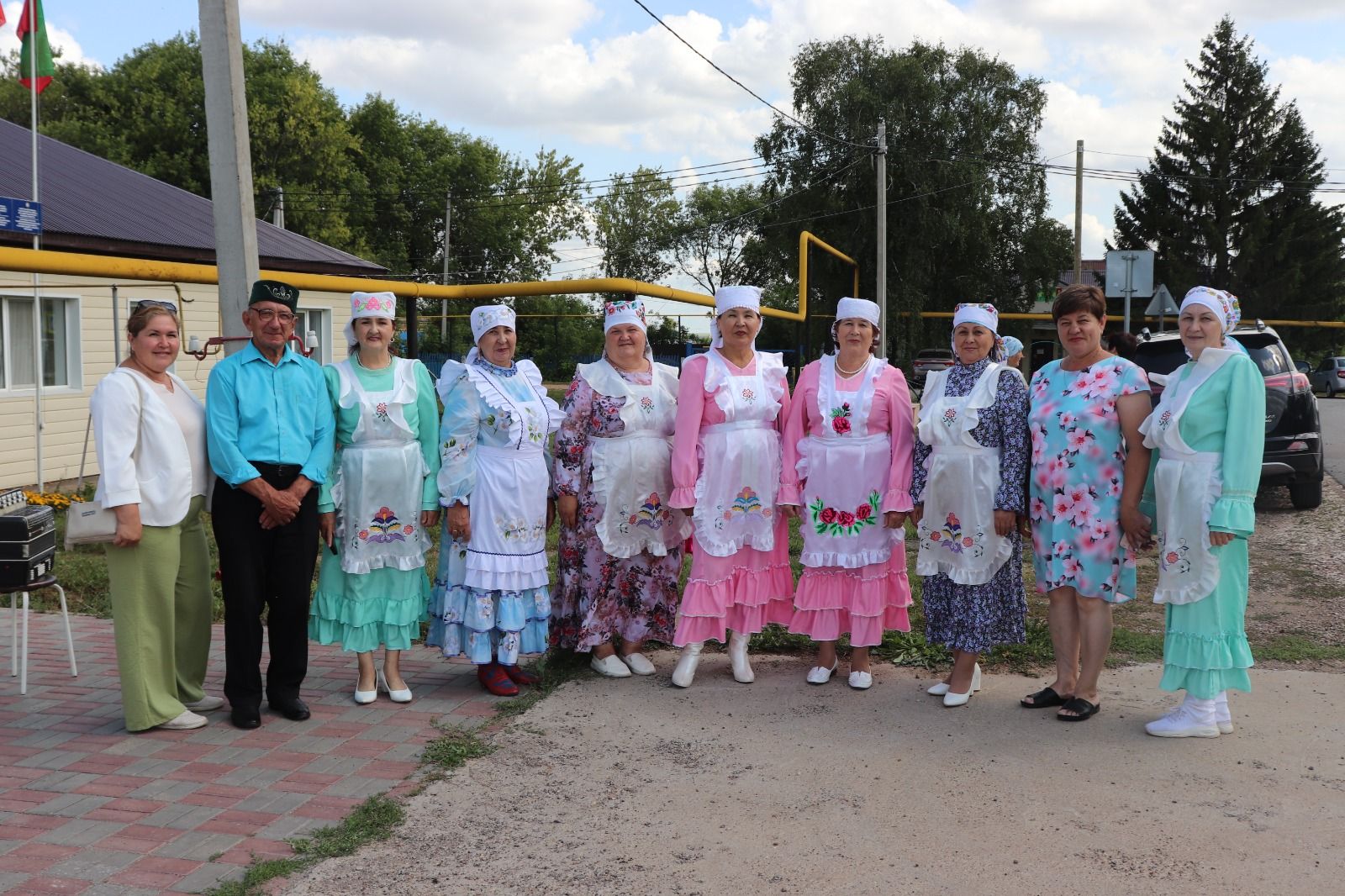 «Күптән инде ачып куйганнар, килен төшкән өйнең капкасын! ...