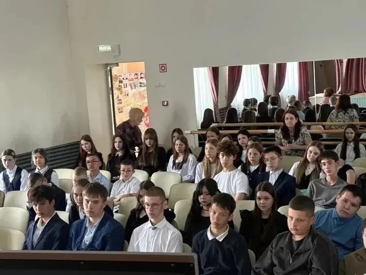 Старшеклассникам района рассказали о перспективах аграрного образования