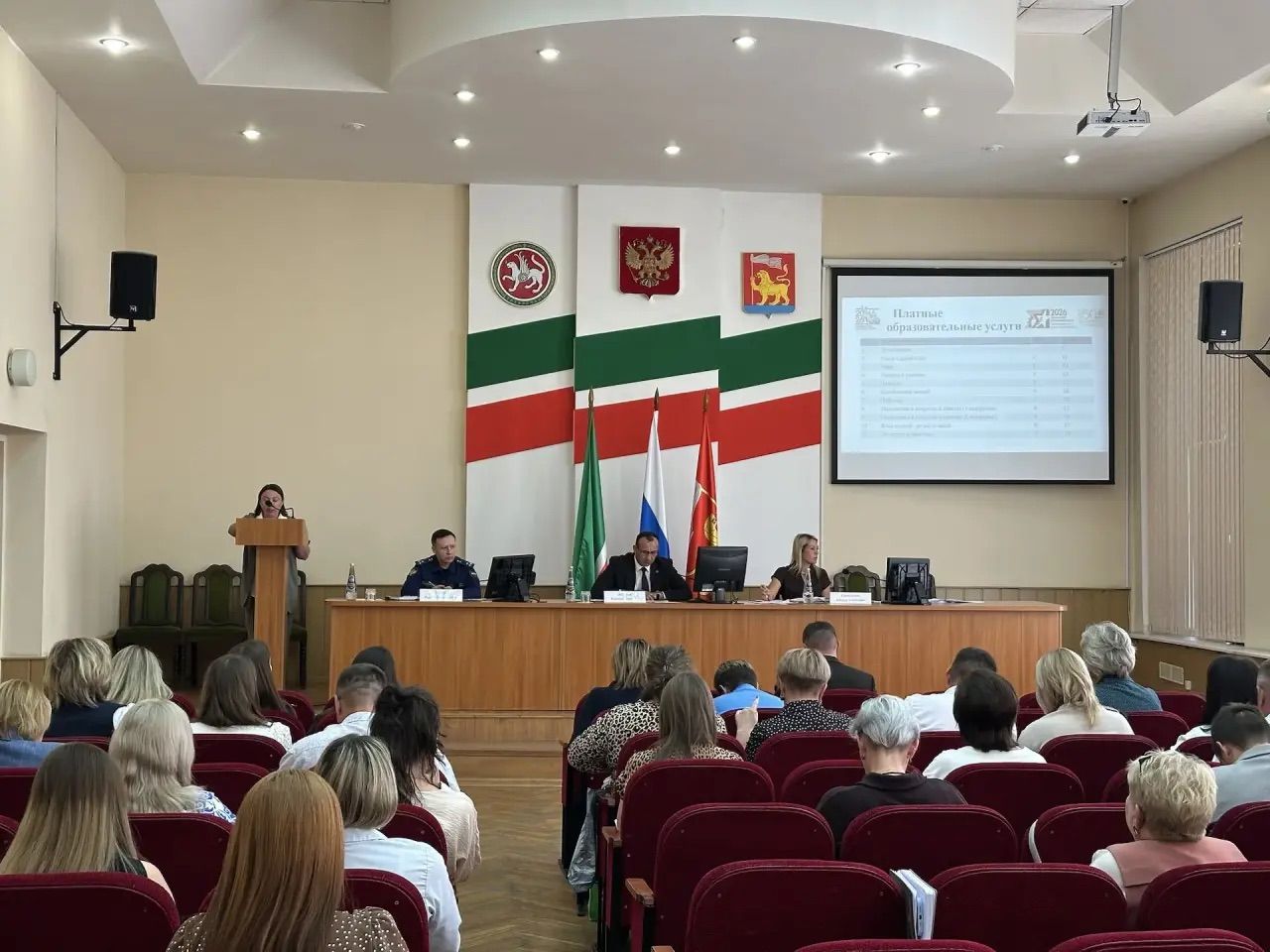 Состоялось расширенное заседание комиссии по делам несовершеннолетних