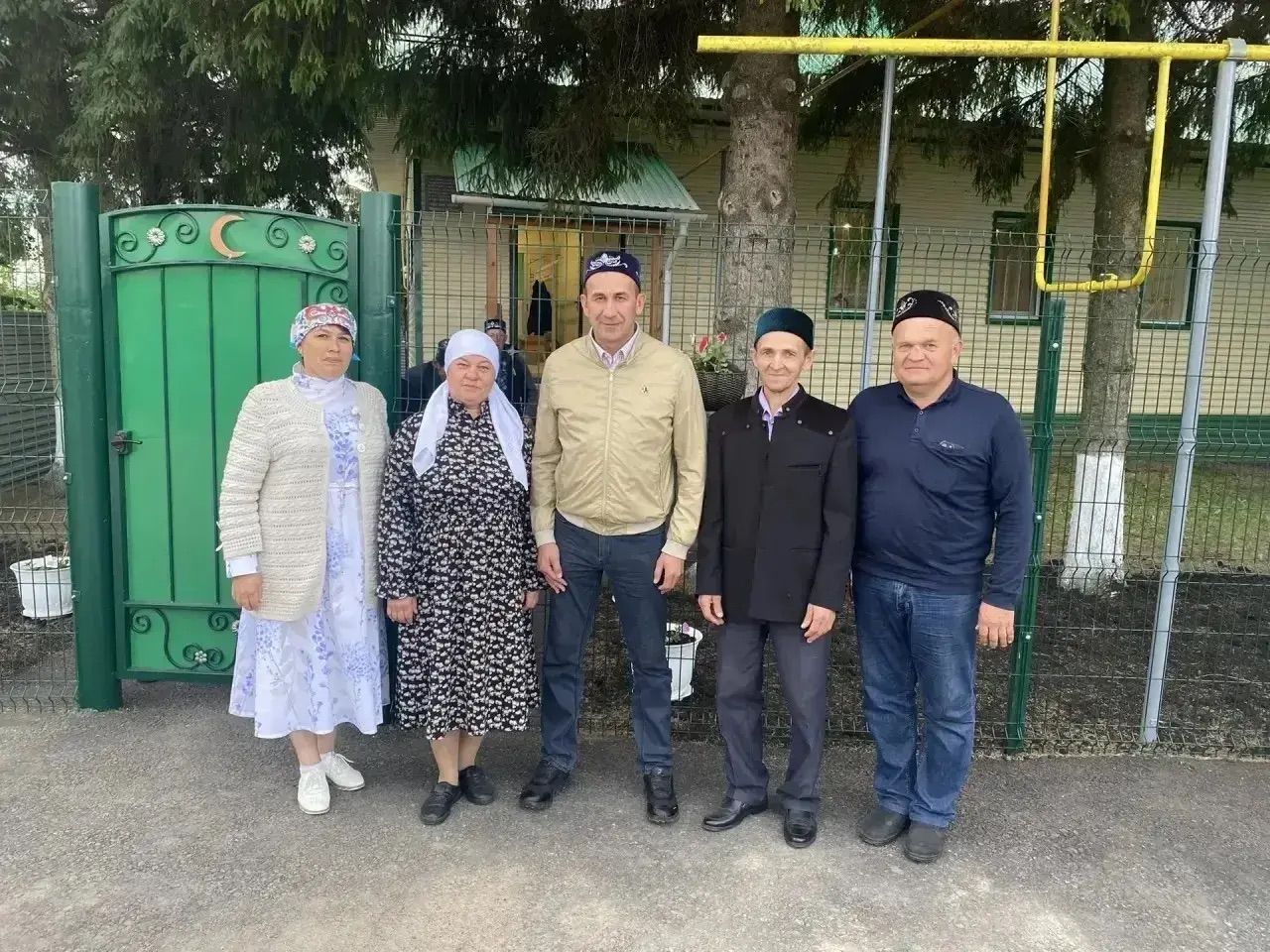 Камиль Назмиев встретил Курбан-байрам с верующими в селе Старое Абдулово