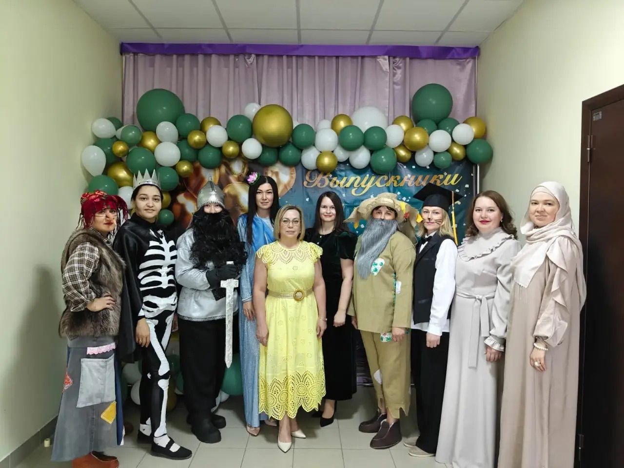 Воспитанники детского сада «Тургай» отметили выпускной в стиле сказок Пушкина