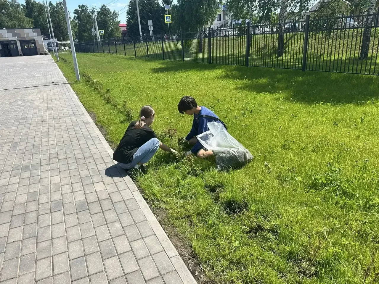 Школьники района открыли сезон летнего трудоустройства