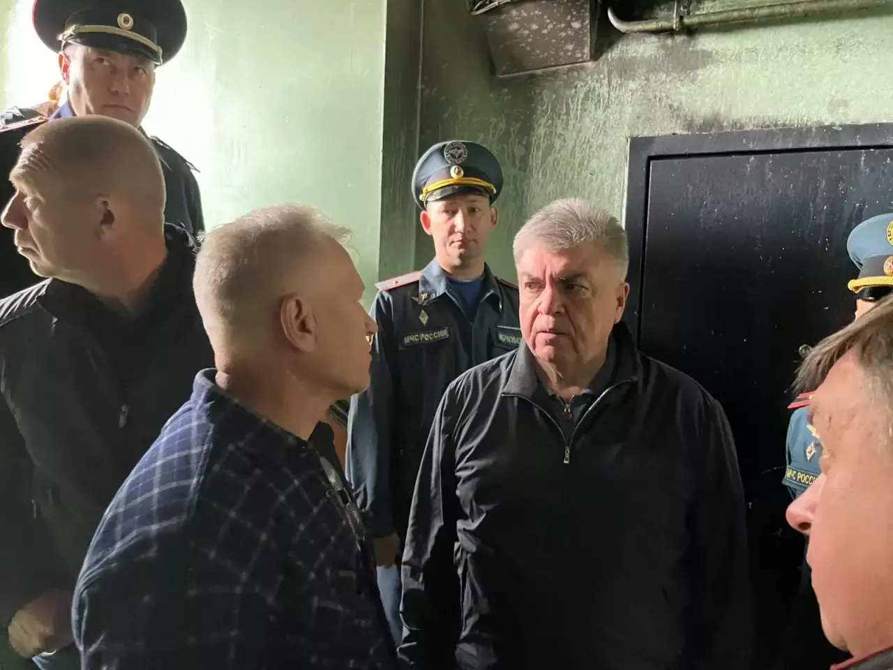 В Набережных Челнах из-за хлопка газа в пятиэтажке пострадала женщина