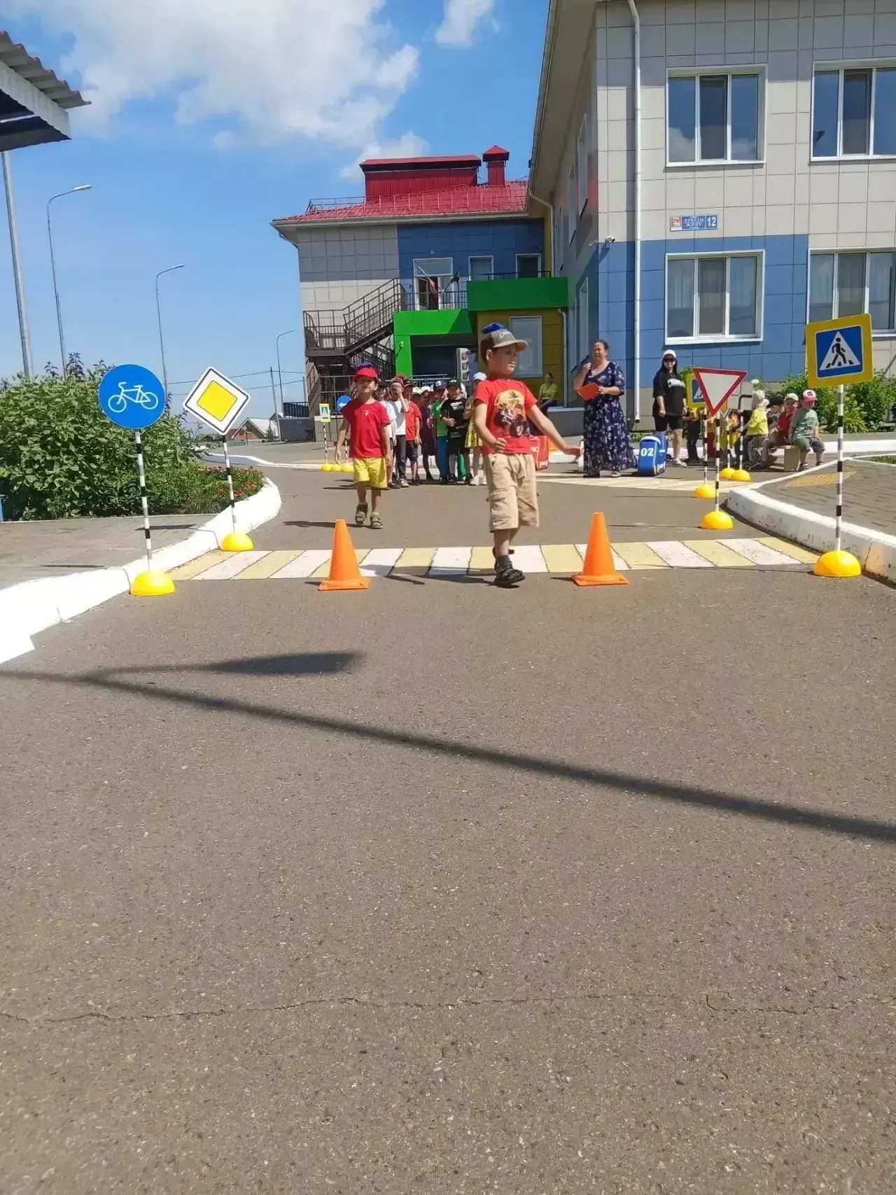 В детском саду деревни Азьмушкино прошло профилактическое мероприятие по ПДД