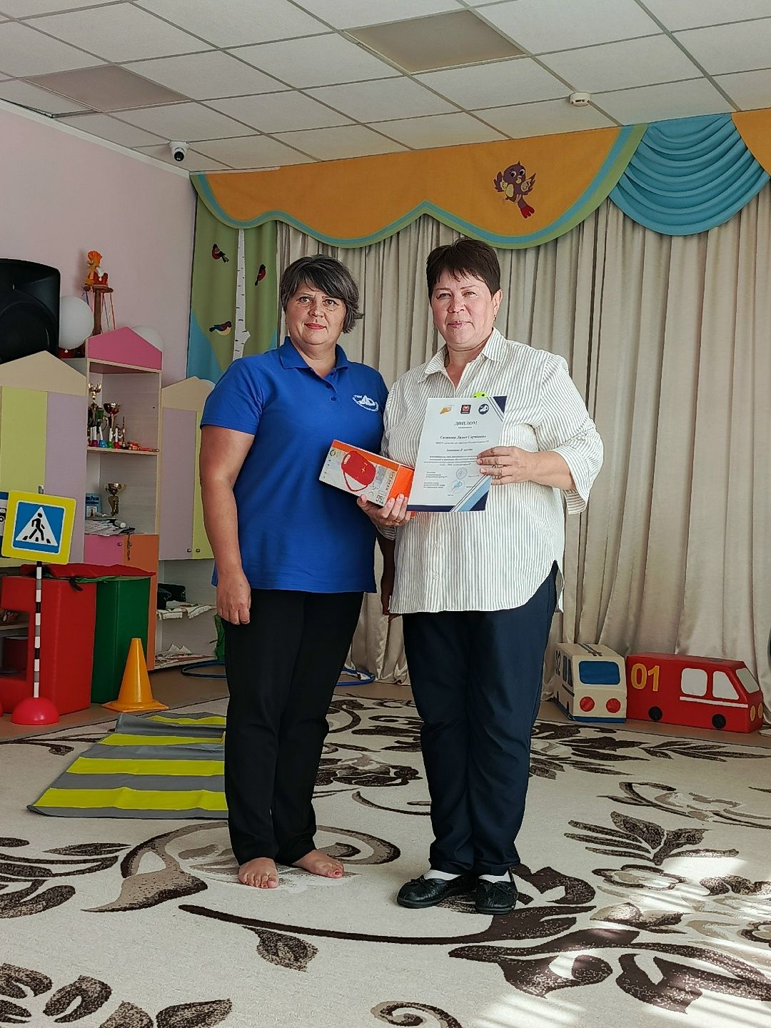 Главный специалист ГБУ «БДД» Тукаевского района Людмила Строкина проверила подготовку юных пешеходов