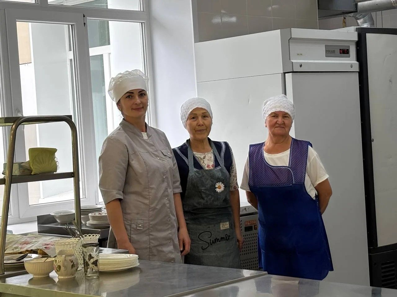 День знаний отметили в обновлённой школе посёлка Новый Тукаевского района