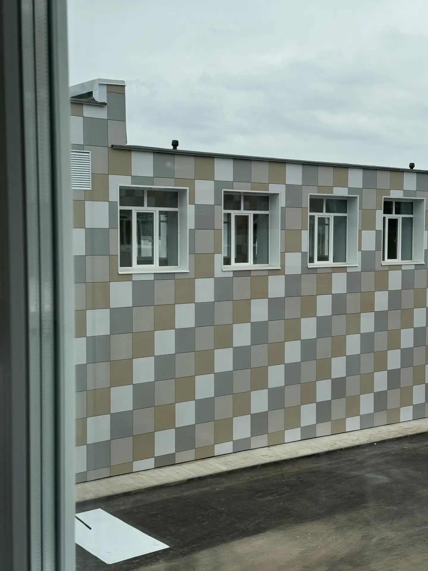 День знаний отметили в обновлённой школе посёлка Новый Тукаевского района