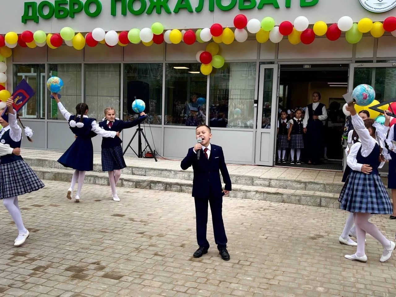 День знаний отметили в обновлённой школе посёлка Новый Тукаевского района