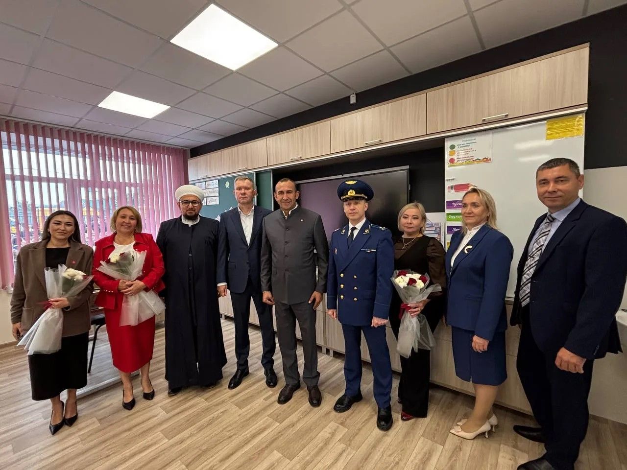 День знаний отметили в обновлённой школе посёлка Новый Тукаевского района