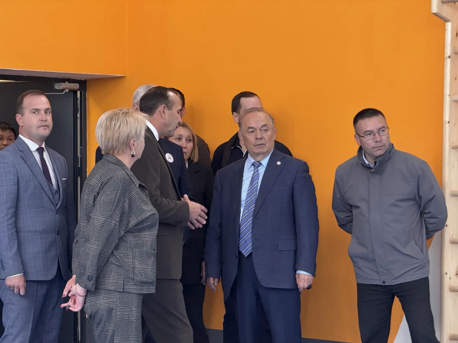 Экзам Губайдуллин проинспектировал обновленные соцобъекты Тукаевского района