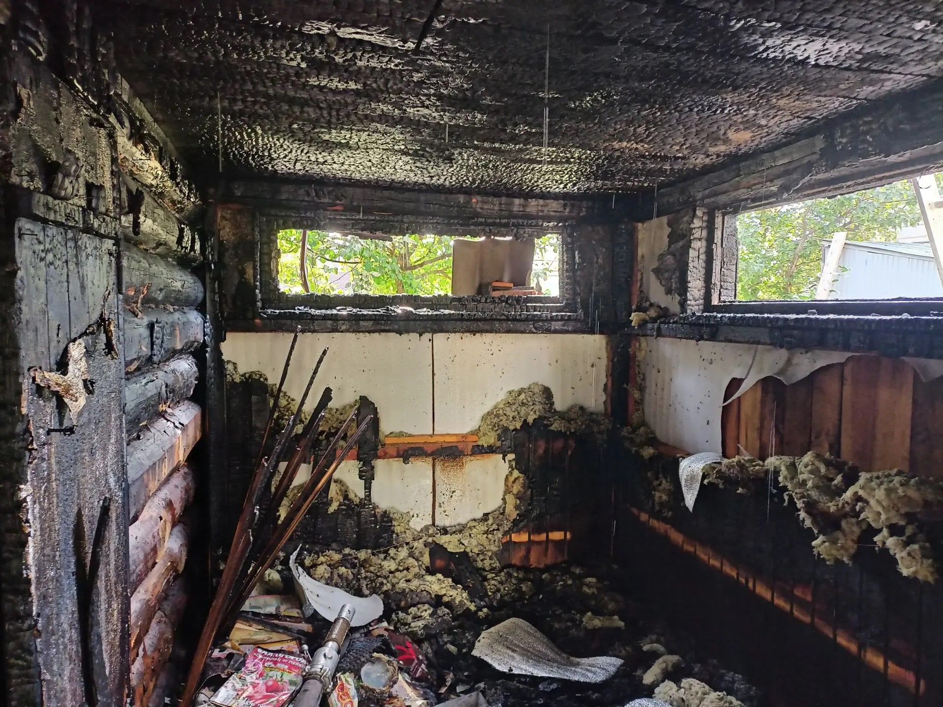 За три часа огонь уничтожил две бани в СНТ