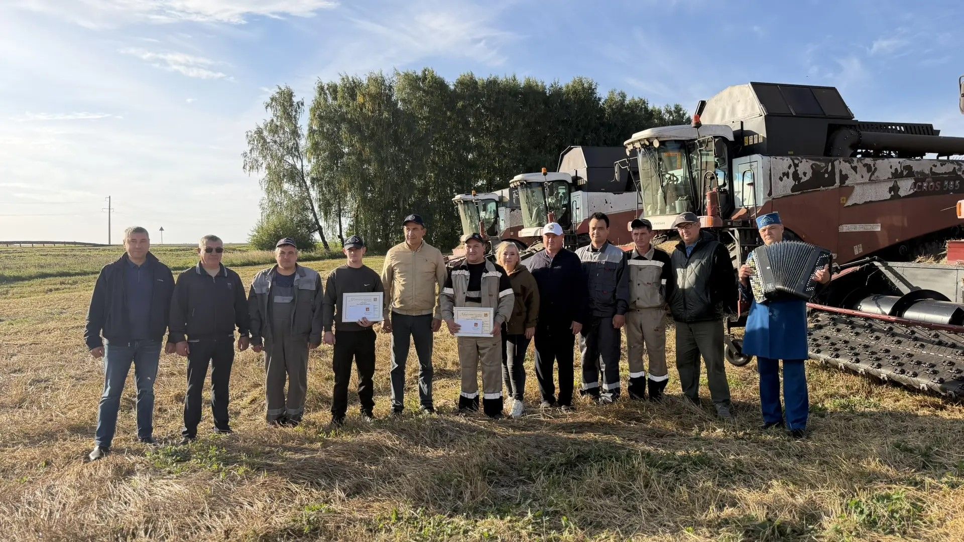 В Тукаевском районе чествовали передовых комбайнеров