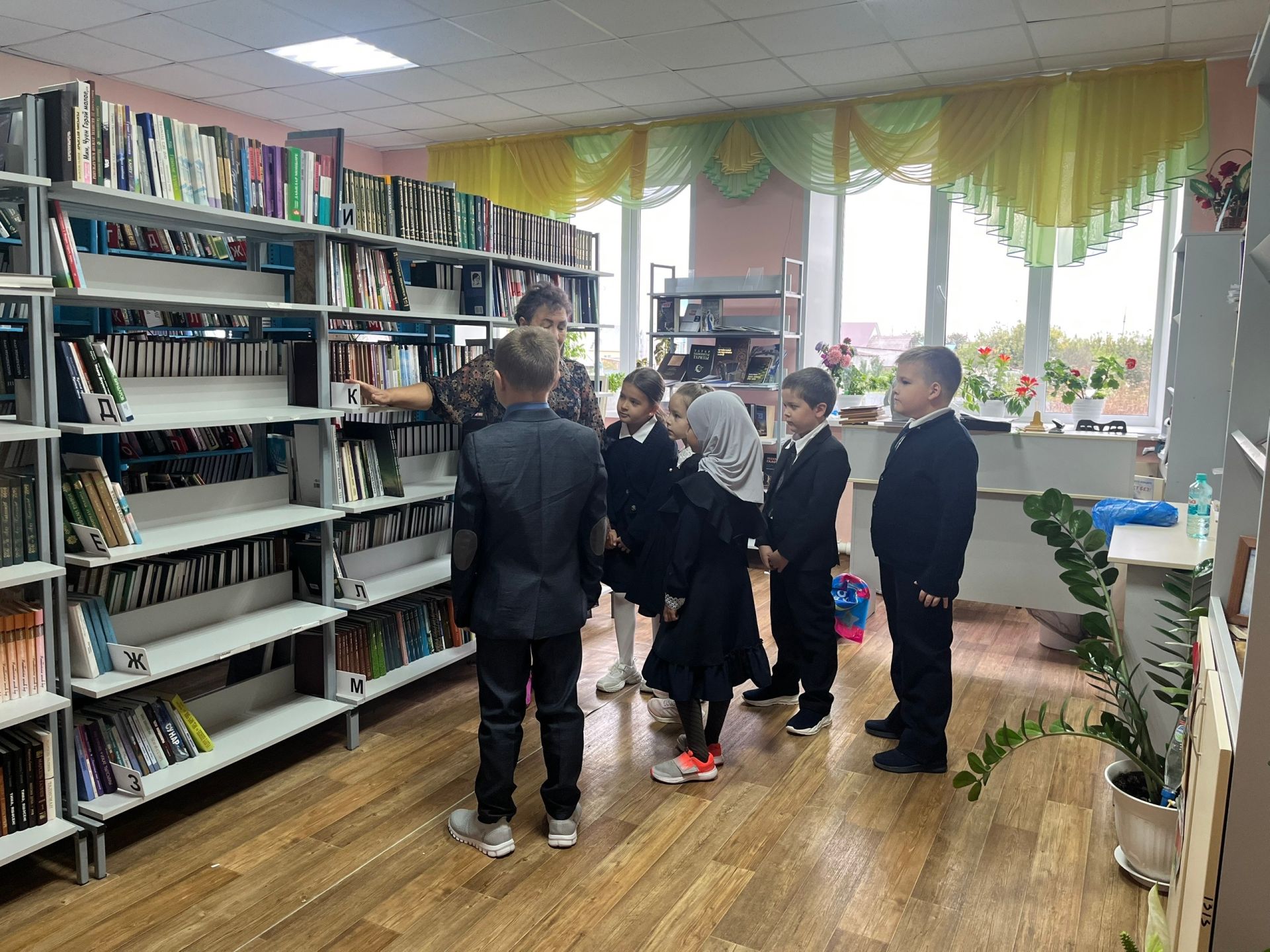 Сәмәкәй нәниләре китапханә серләренә төшенде