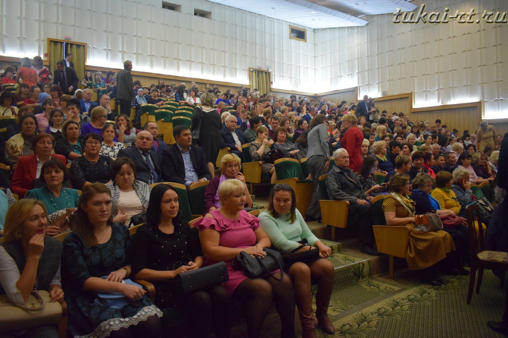 Учителя Тукаевского района отпраздновали профессиональный праздник ФОТО