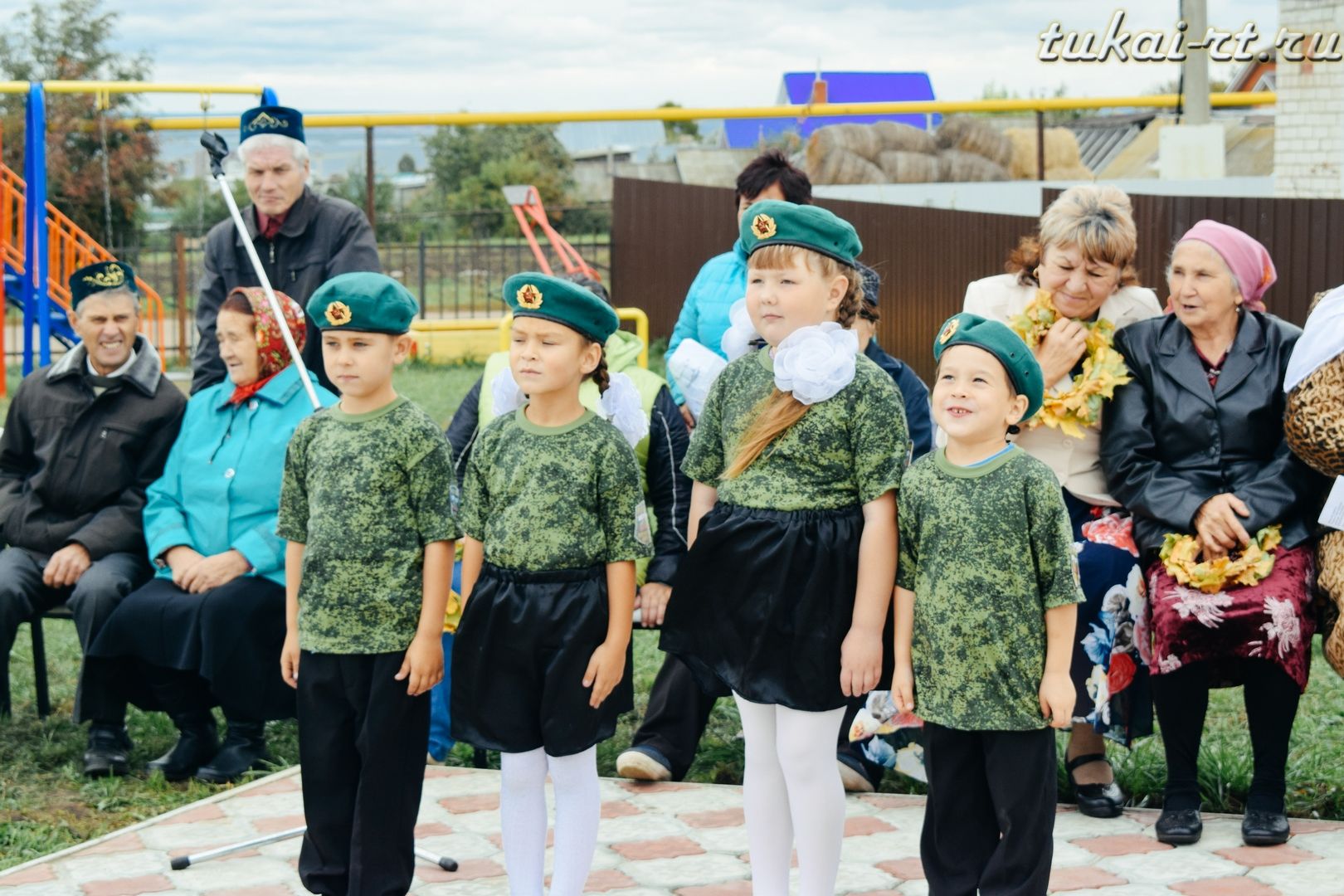 В Биюргане открыли сквер Ветеранов и отметили "Осенний вальс" ФОТО