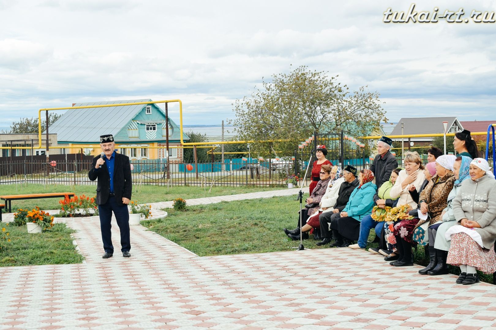 В Биюргане открыли сквер Ветеранов и отметили "Осенний вальс" ФОТО