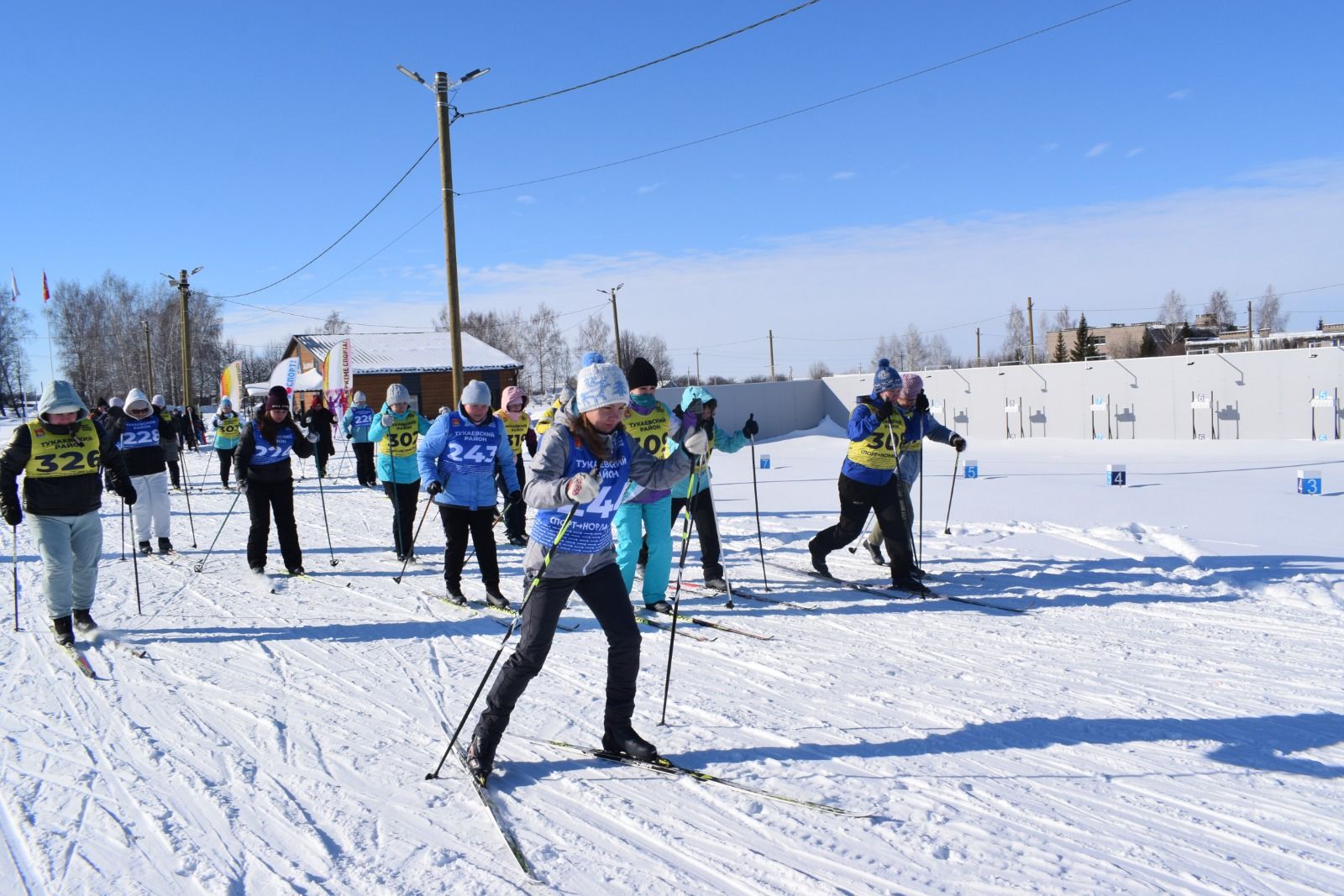 Год семьи на лыжных гонках: спорт, достижения и важность семейных ценностей