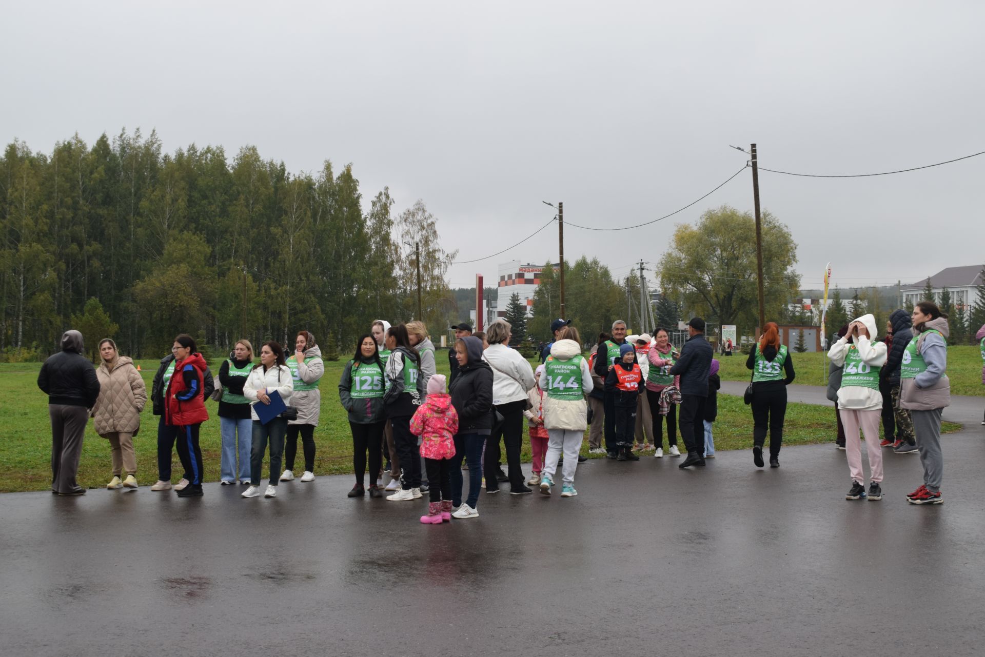 Семейные забеги на «Кроссе Татарстана» в Тукаевском районе