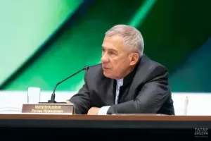 Раис Татарстана поручил оперативно ликвидировать последствия атаки БПЛА в Закамском регионе