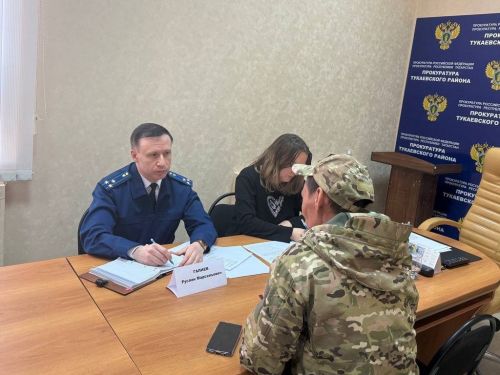 Руслан Галиев СВОда катнашучыларны һәм аларның гаилә әгъзаларын кабул итте