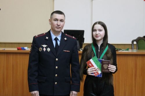 Истәлекле көндә паспортлы булдылар