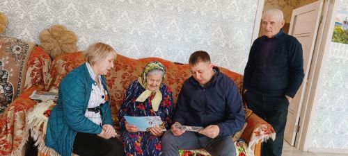 Җиңү көне алдыннан тыл ветераннарын котладылар