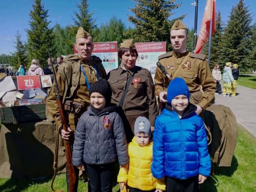 «Гиндукуш» сугышчан дан музее хезмәткәрләре «Хәтер-безнең белән! Безнең белән Җиңү!» дип аталган күргәзмә әзерләделәр