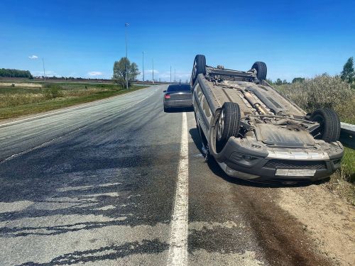 Водитель автомобиля «ЛАДА ЛАРГУС» угодил в больницу