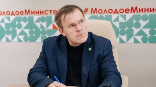 Яшьләр эшләре буенча министр урынбасары билегеләнде