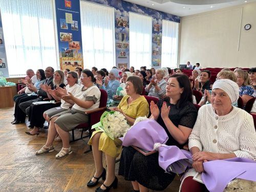 День социального работника: благодарность тем, кто дарит заботу и поддержку