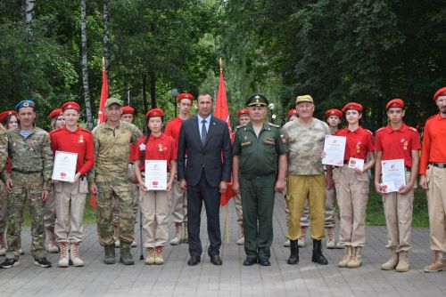 Геройларны хәтерлибез – сугышчыларга ярдәм итәбез