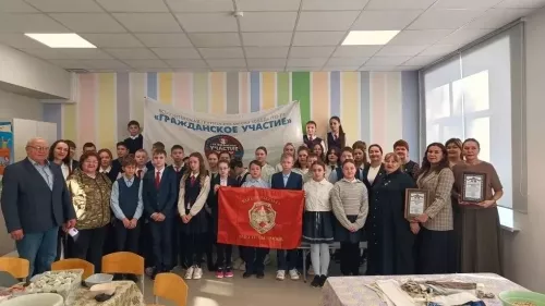 Тукай районы волонтерлары Коноваловка мәктәбендә эш визиты уздырды