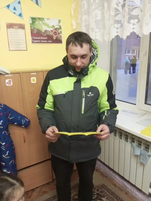 В детском саду «Аленушка» провели акцию «Детское автокресло — безопасность ребенка»