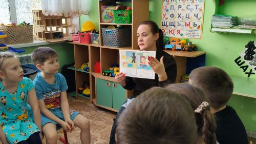 Балалар куркынычсызлыгы — игътибар үзәгендә