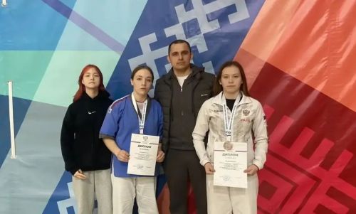 Россиянең иң көчле яшь көрәшчеләре Уфада җыелды
