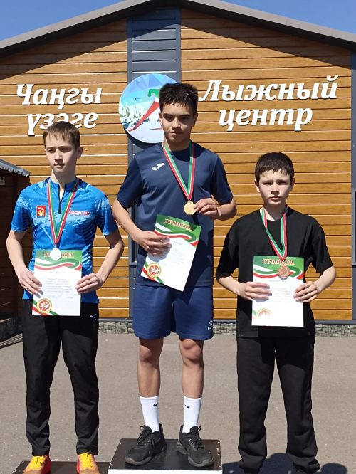 Җиңел атлетика буенча көчле командалар ачыкланды