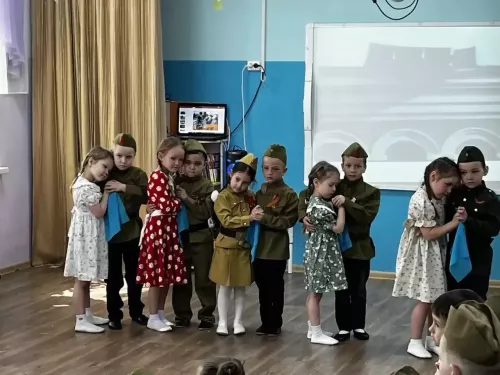 Кече Шилнә балалары -  «Үлемсез полк» сафында