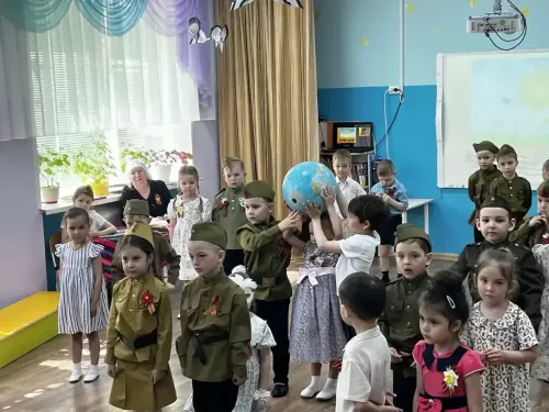 Кече Шилнә балалары -  «Үлемсез полк» сафында