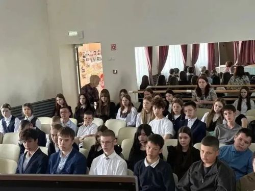 Старшеклассникам района рассказали о перспективах аграрного образования