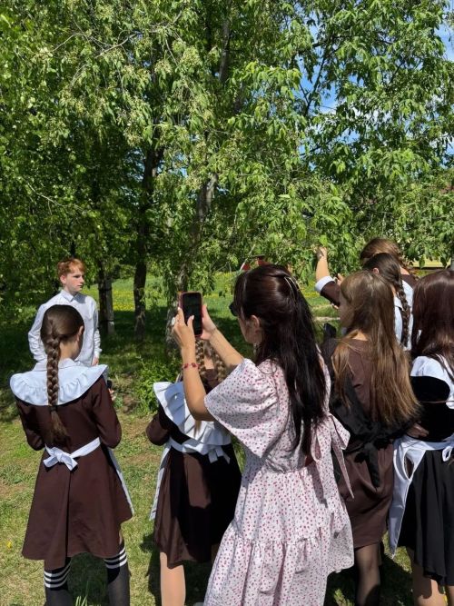 Мусабай-Завод мәктәбендә мобиль телефоннан фотога төшерү серләренә өйрәнделәр